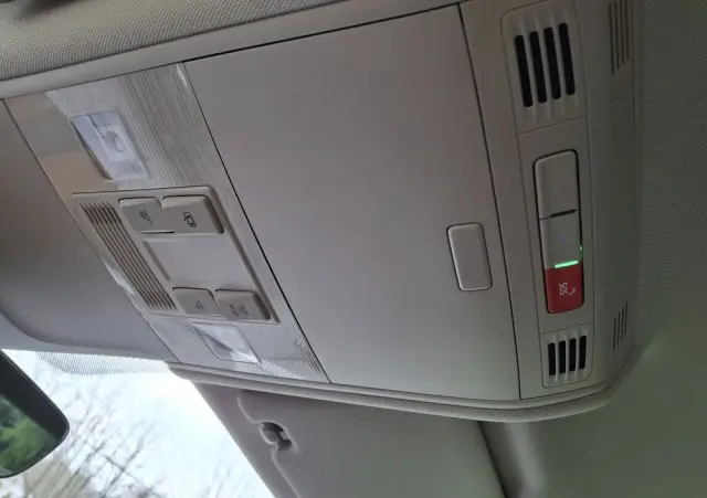 VOLKSWAGEN Tiguan 2.0 TDI SCR Life