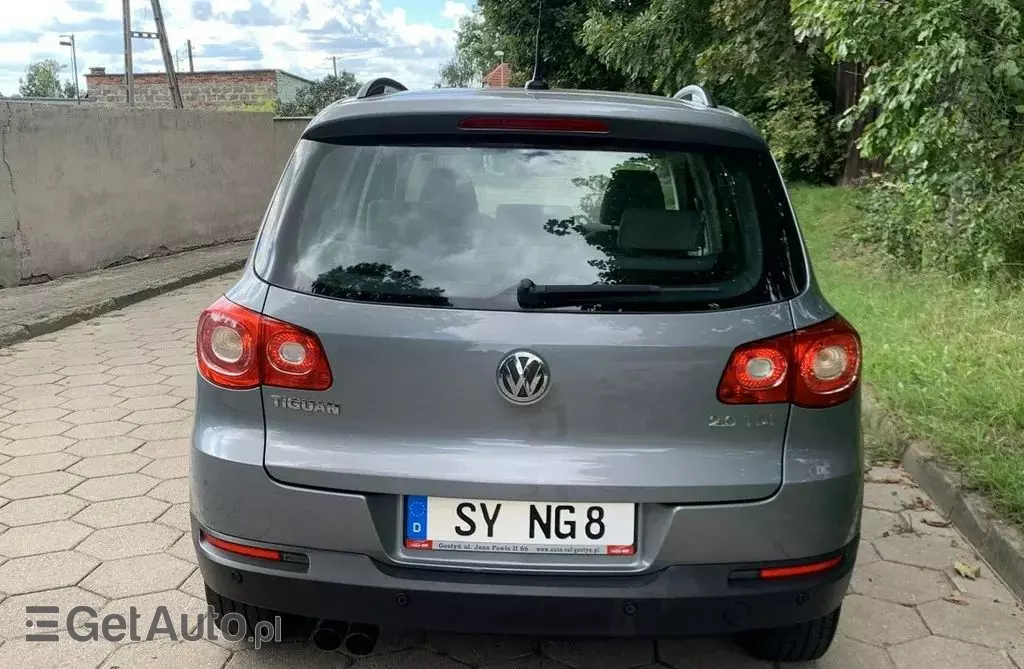 VOLKSWAGEN Tiguan 