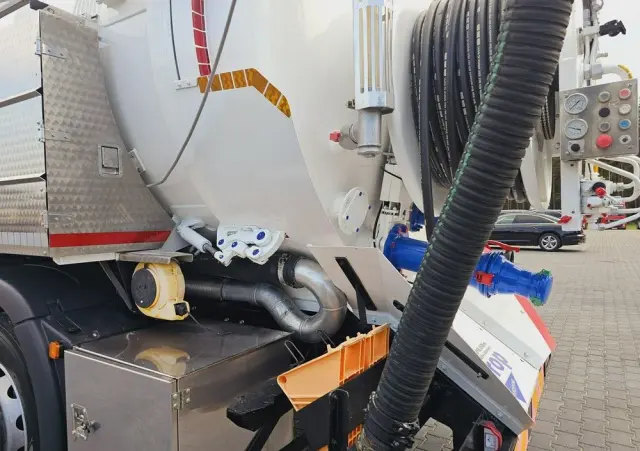 MAN JUROP VJC9/5 2010 WUKO do zbierania odpadów płynnych 