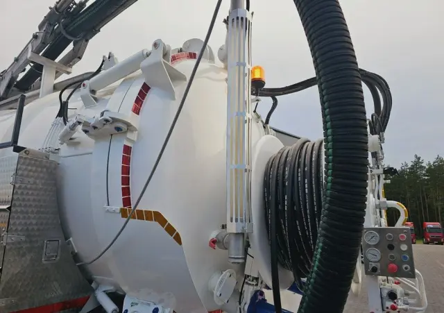 MAN JUROP VJC9/5 2010 WUKO do zbierania odpadów płynnych 