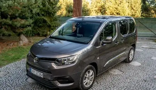 TOYOTA Proace 