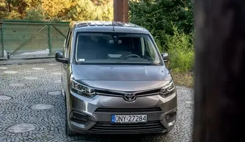 TOYOTA Proace 