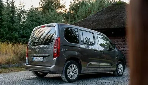 TOYOTA Proace 