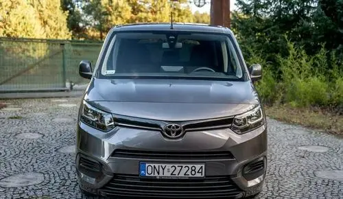 TOYOTA Proace 