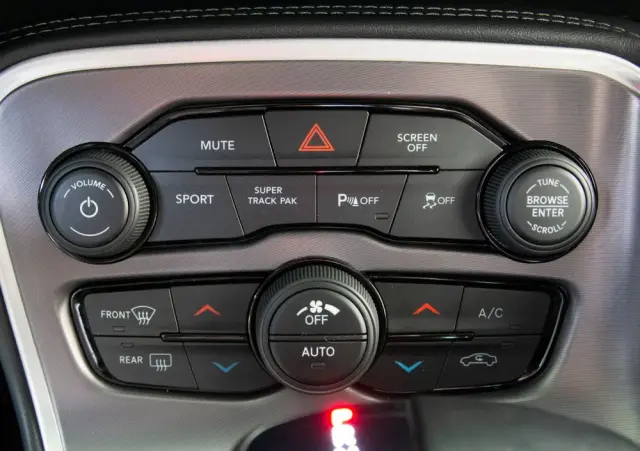 DODGE Challenger 3.6 GT Plus AWD