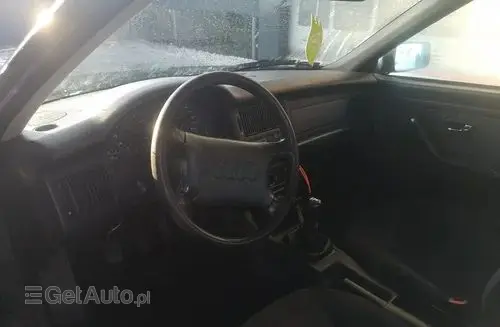 AUDI 80 