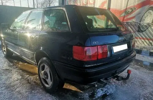 AUDI 80 