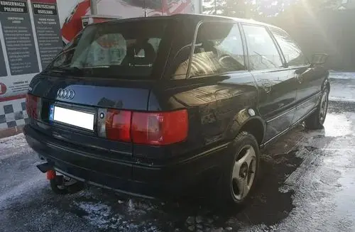 AUDI 80 
