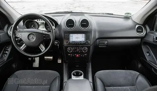 MERCEDES-BENZ ML 