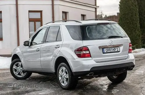 MERCEDES-BENZ ML 