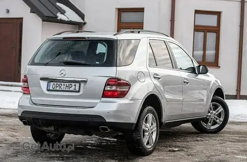 MERCEDES-BENZ ML 