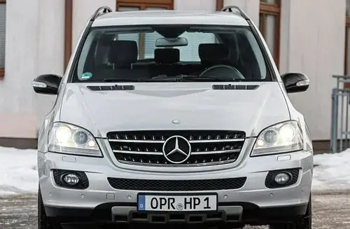 MERCEDES-BENZ ML 