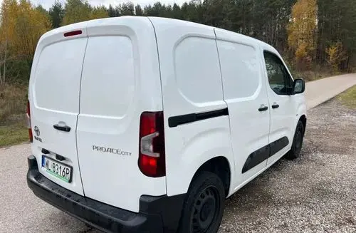 TOYOTA Proace City 