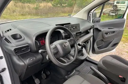 TOYOTA Proace City 