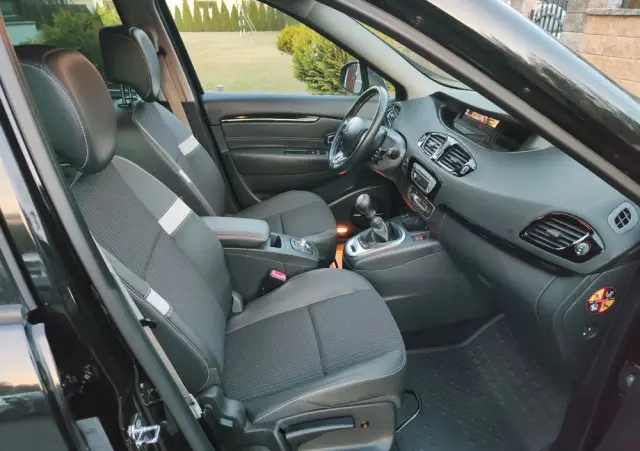 RENAULT Scenic 1.2 TCE Energy Bose Edition