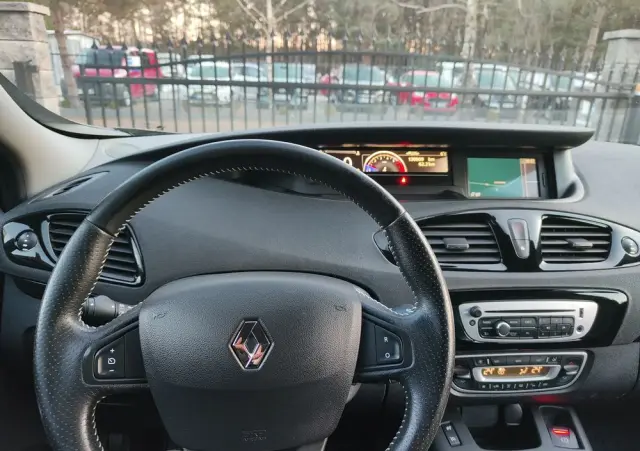 RENAULT Scenic 1.2 TCE Energy Bose Edition