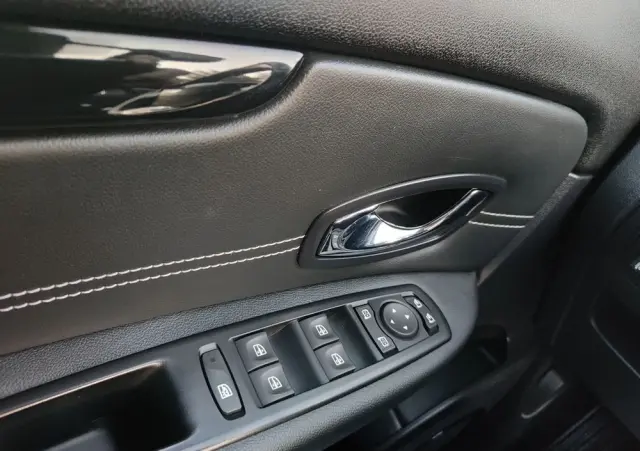 RENAULT Scenic 1.2 TCE Energy Bose Edition