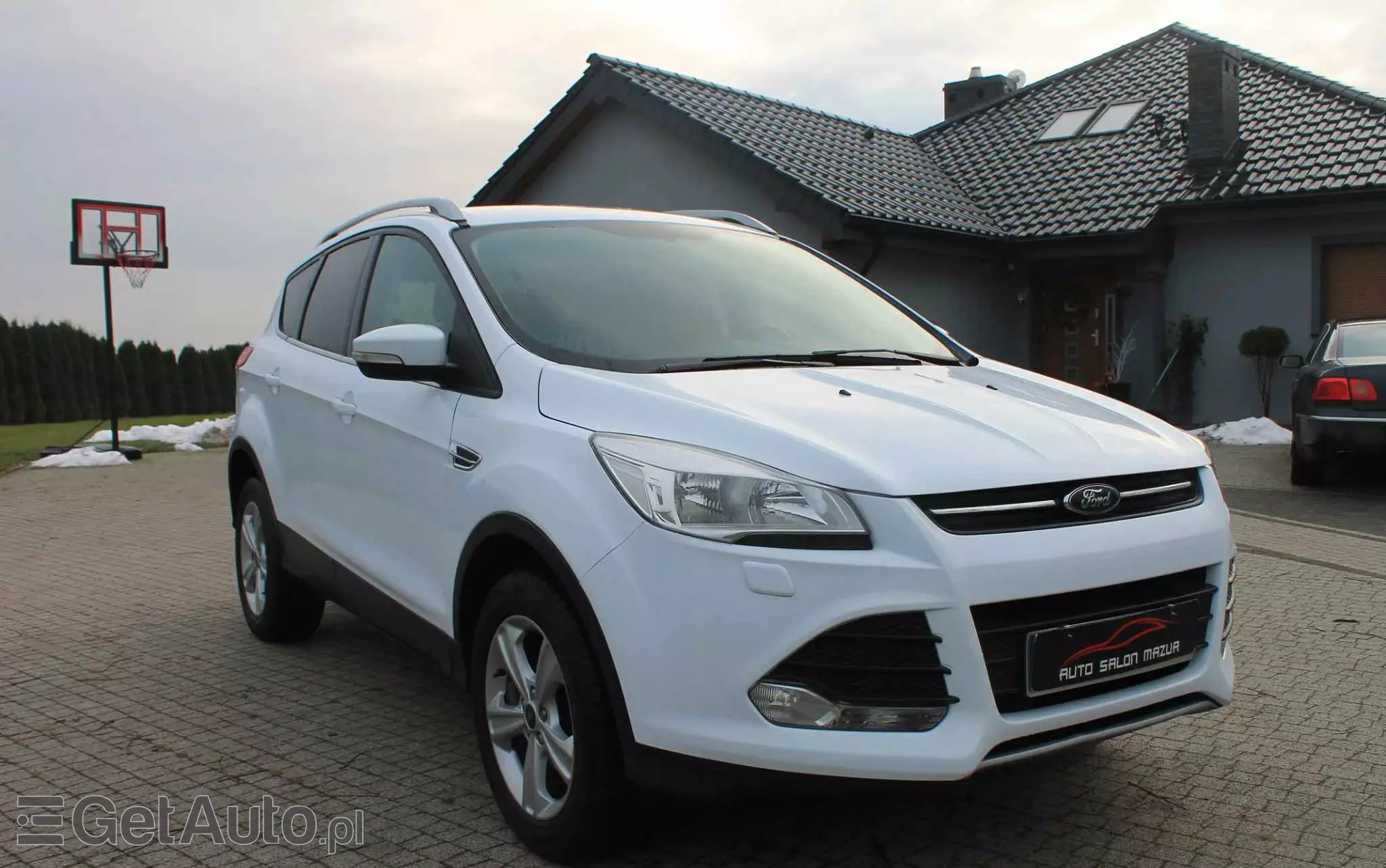 FORD Kuga 1.5 EcoBoost 2x4 Trend