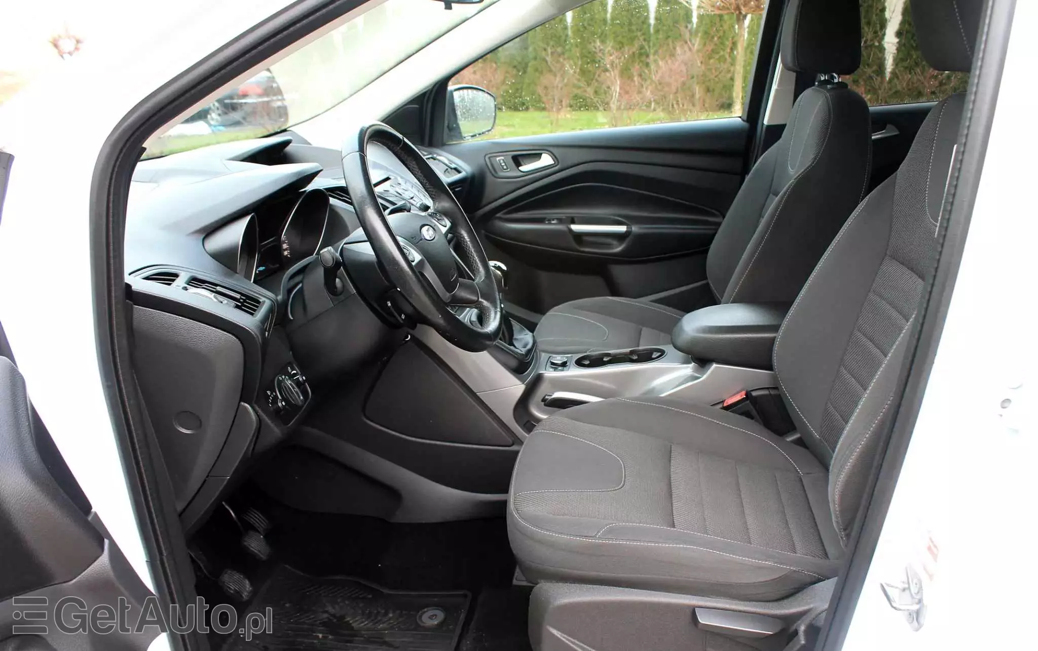 FORD Kuga 1.5 EcoBoost 2x4 Trend