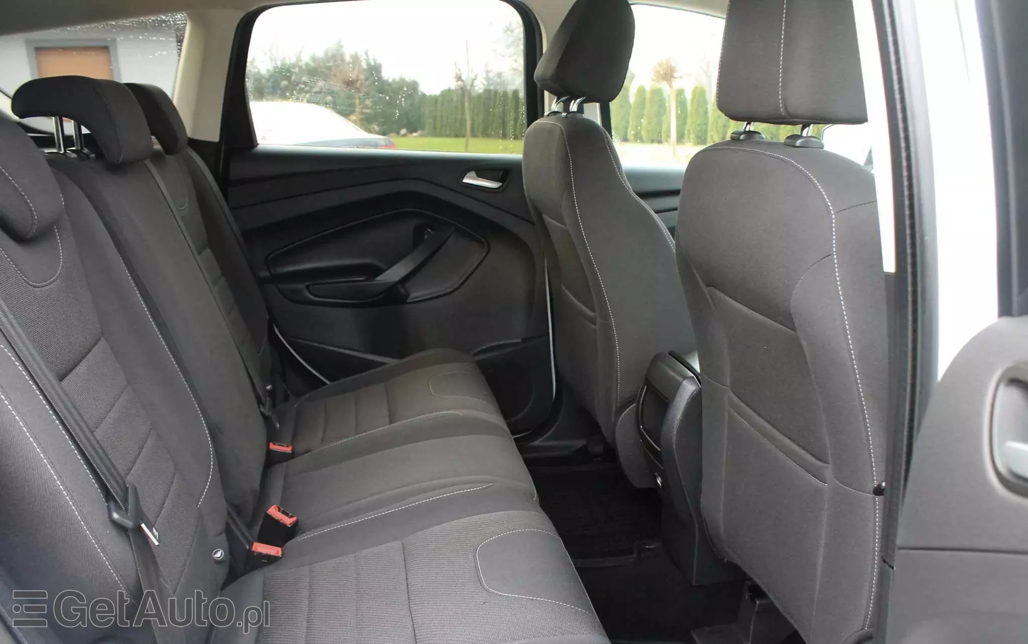 FORD Kuga 1.5 EcoBoost 2x4 Trend