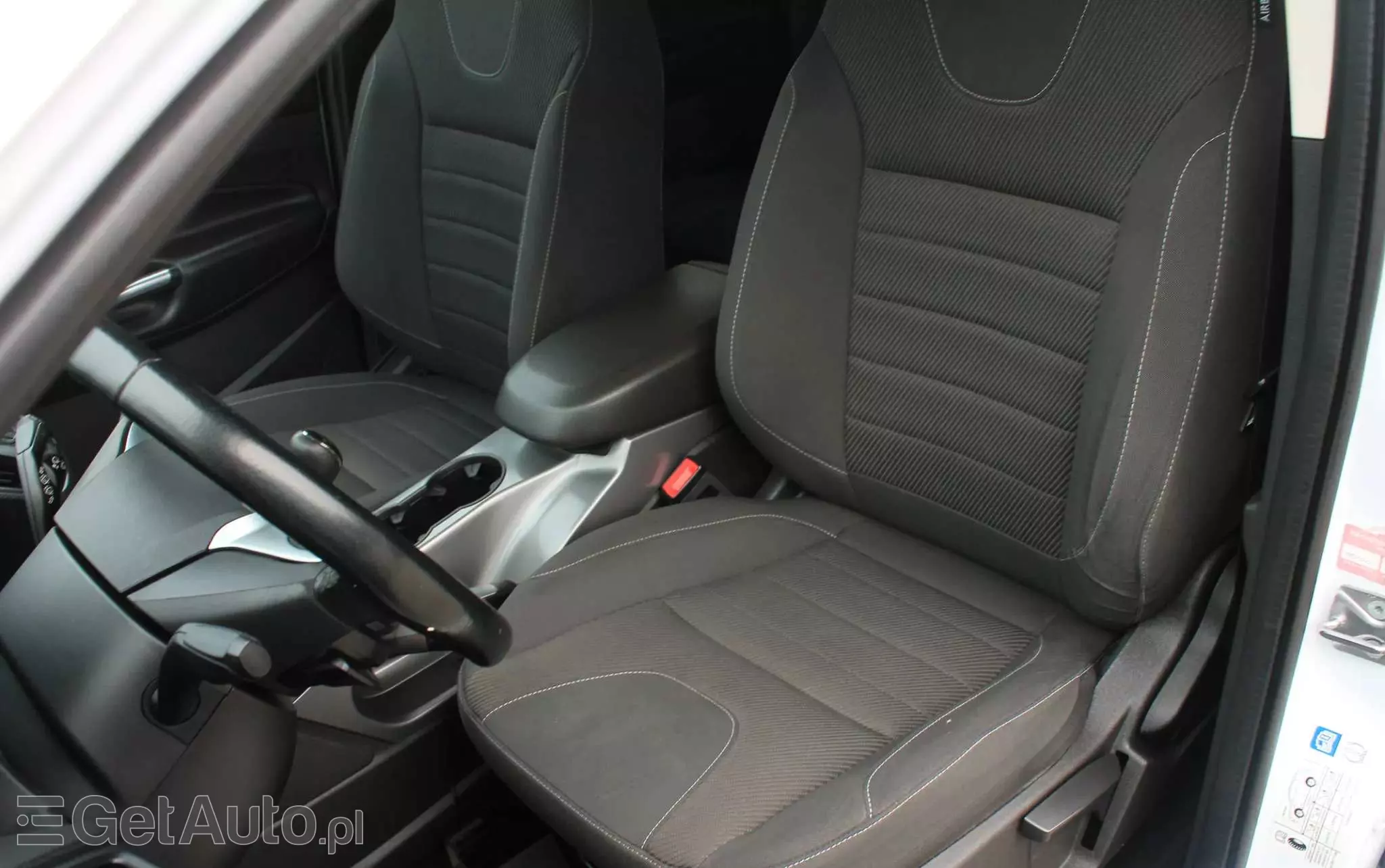 FORD Kuga 1.5 EcoBoost 2x4 Trend