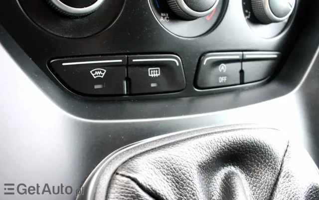 FORD Kuga 1.5 EcoBoost 2x4 Trend