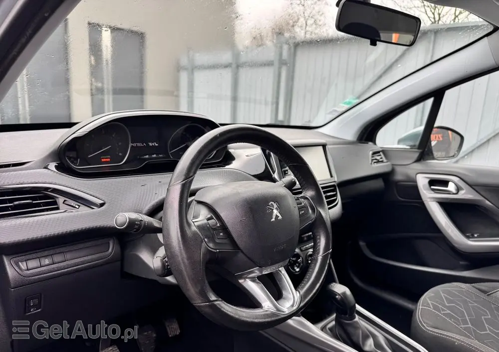 PEUGEOT 2008 1.6 BlueHDi Style