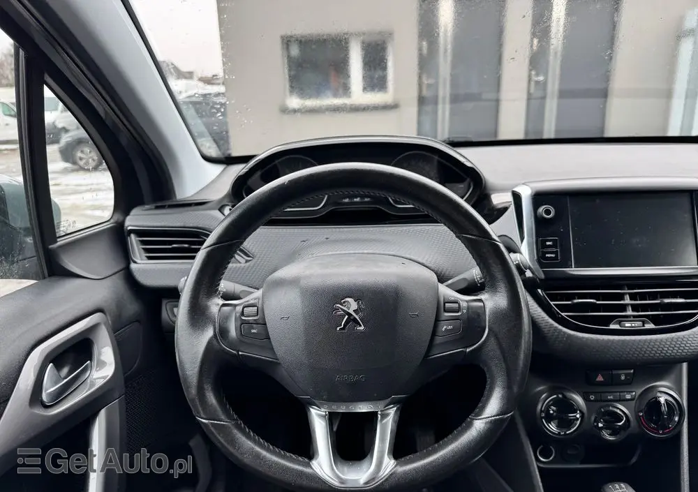 PEUGEOT 2008 1.6 BlueHDi Style