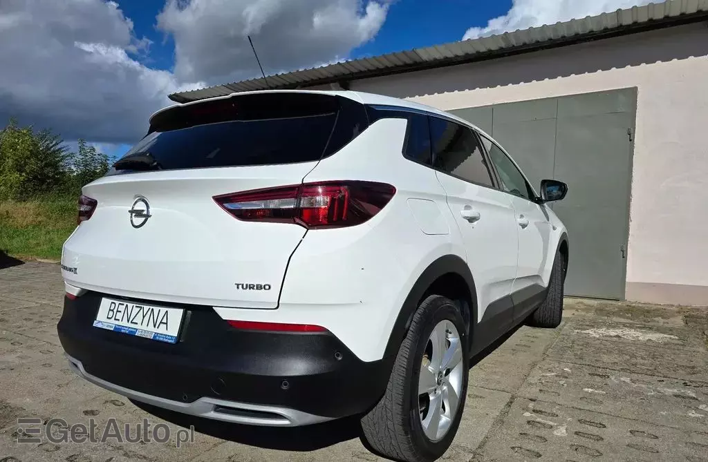 OPEL Grandland 1.2 Turbo (130 KM) Automatic