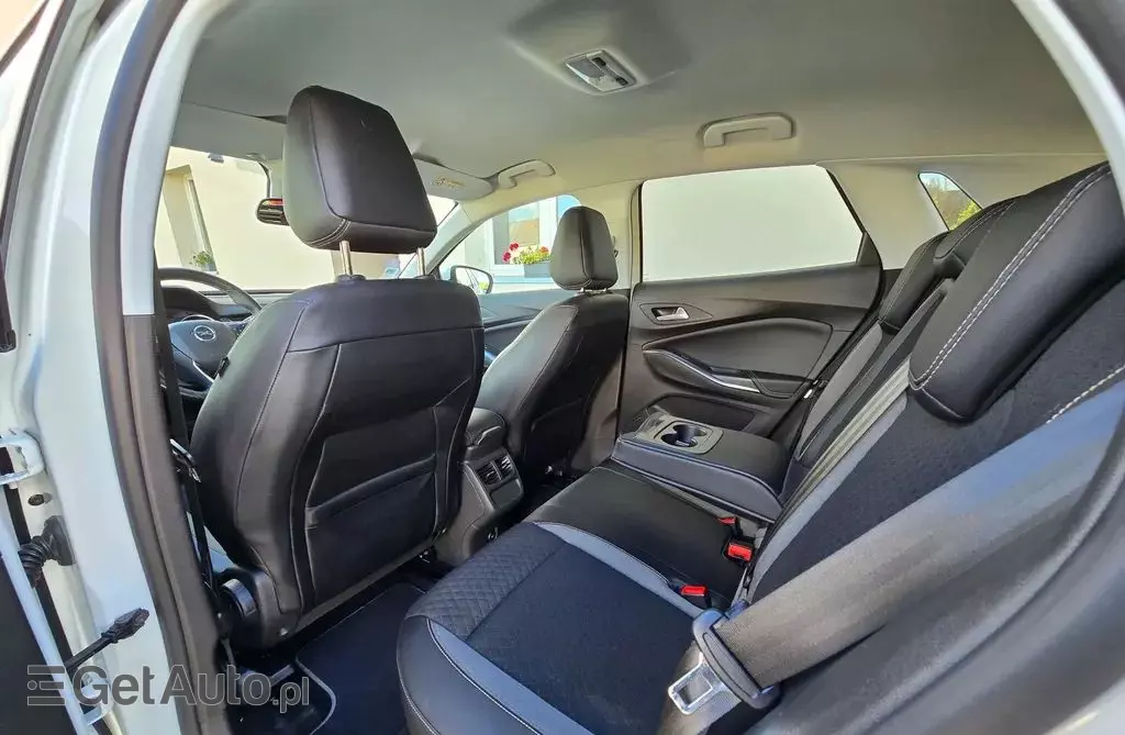 OPEL Grandland 1.2 Turbo (130 KM) Automatic