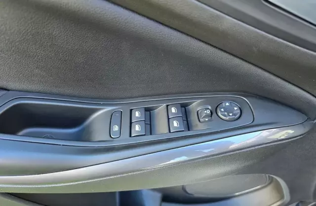 OPEL Grandland 1.2 Turbo (130 KM) Automatic