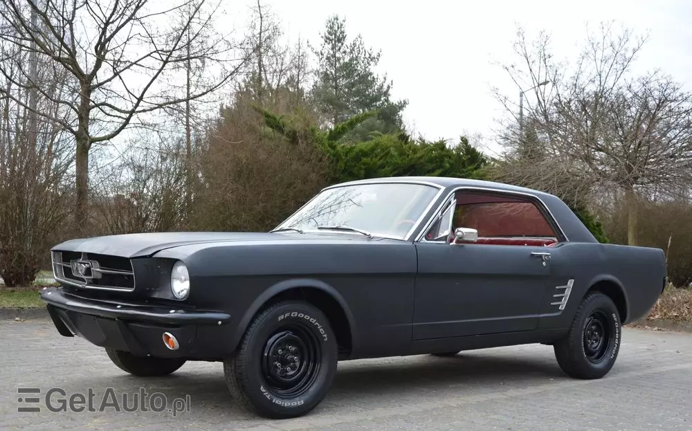 FORD Mustang 