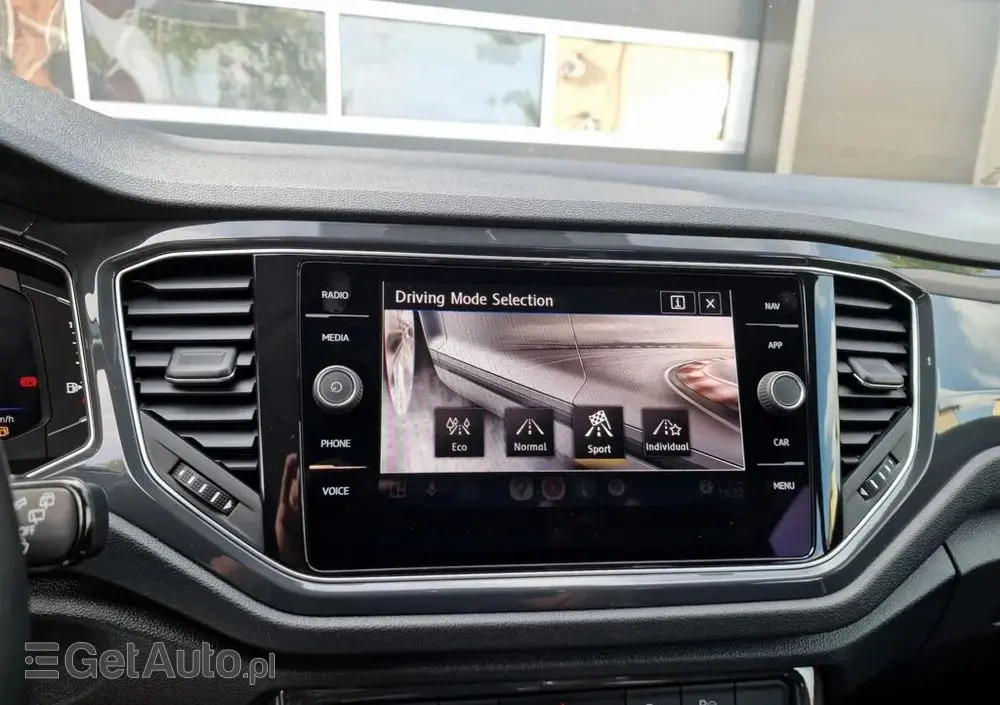 VOLKSWAGEN T-Roc 2.0 TDI SCR DSG Sport