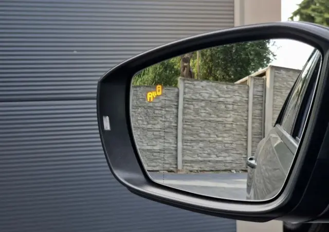 VOLKSWAGEN T-Roc 2.0 TDI SCR DSG Sport