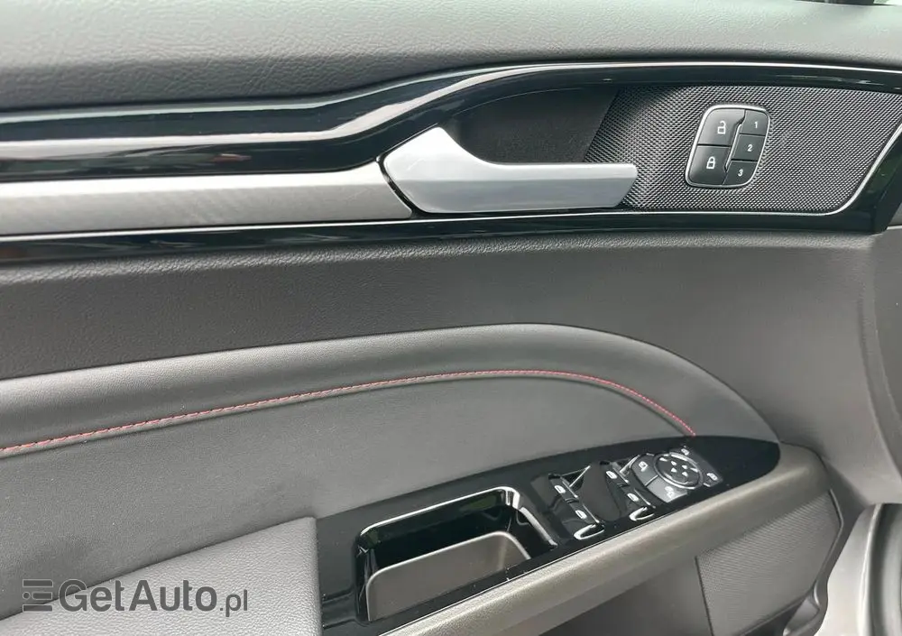 FORD Mondeo 2.0 EcoBlue ST-Line Plus