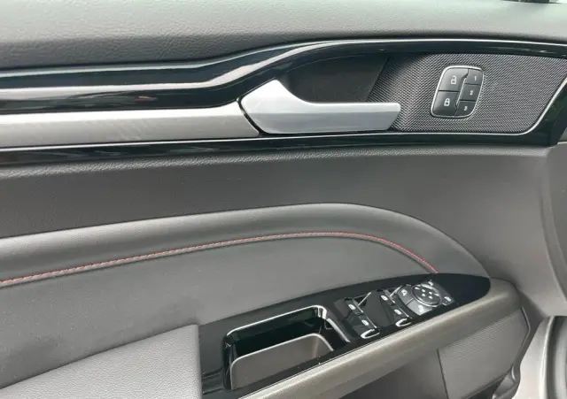 FORD Mondeo 2.0 EcoBlue ST-Line Plus