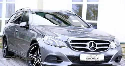 MERCEDES-BENZ Klasa E 