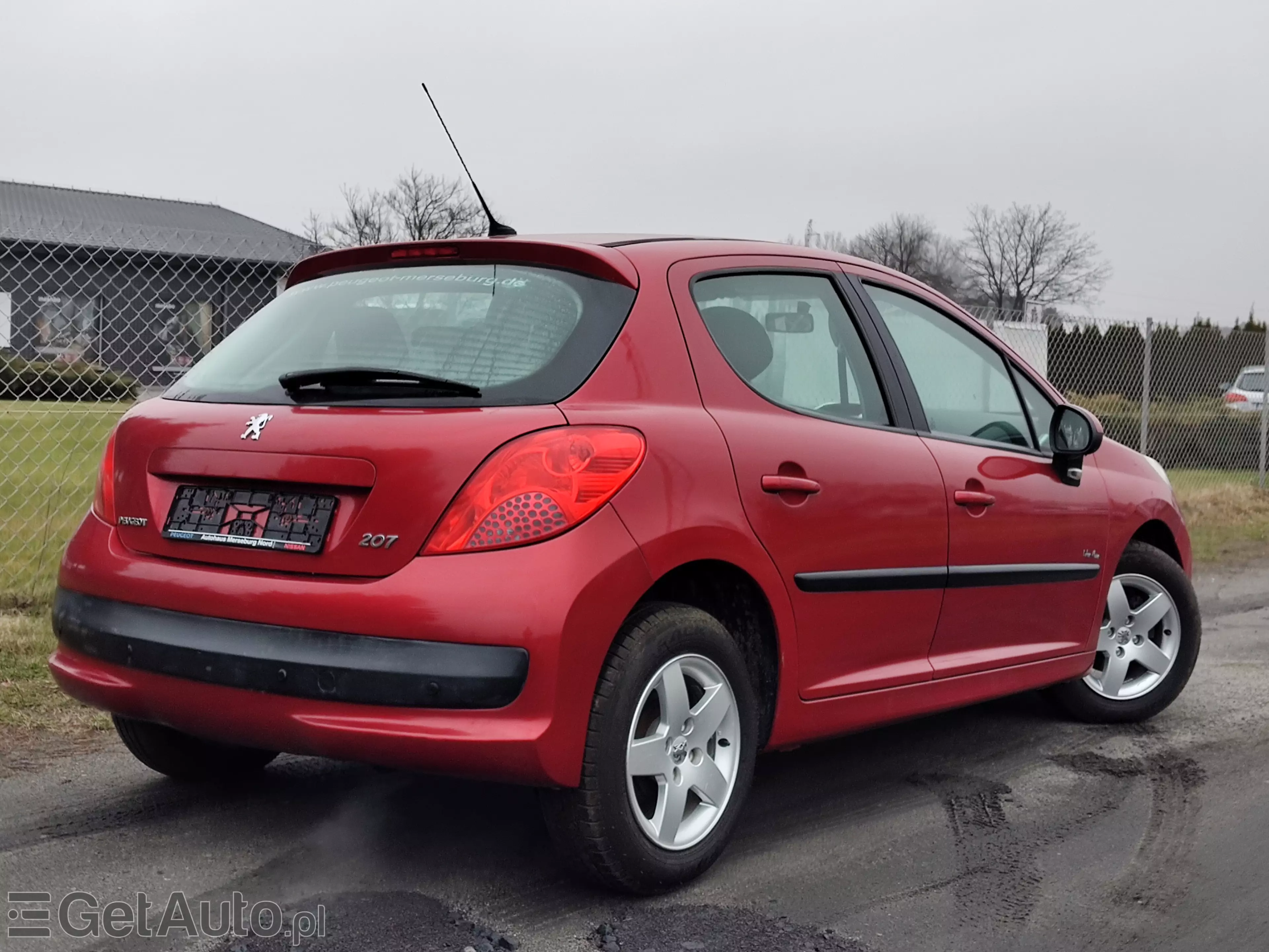 PEUGEOT 207 Presence 75