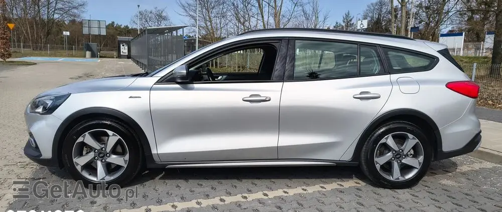 FORD Focus 1.0 EcoBoost STart-Stopp-System ACTIVE