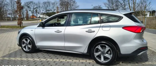 FORD Focus 1.0 EcoBoost STart-Stopp-System ACTIVE