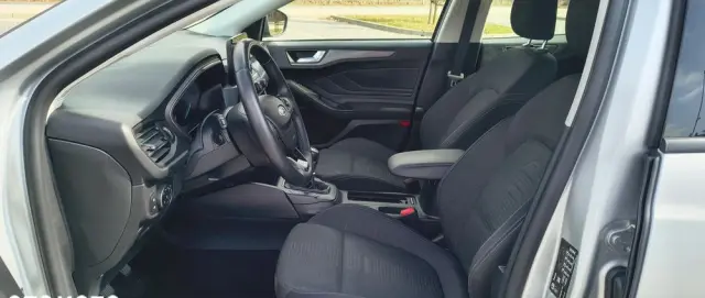 FORD Focus 1.0 EcoBoost STart-Stopp-System ACTIVE