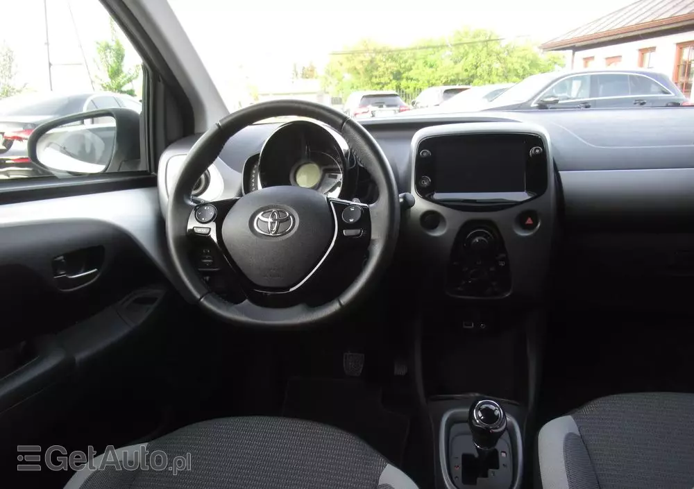 TOYOTA Aygo 