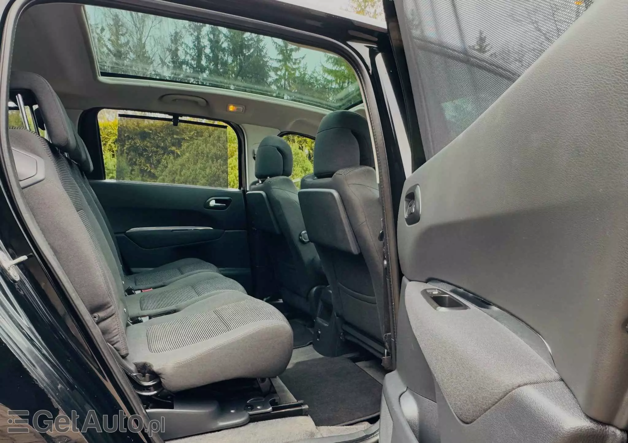 PEUGEOT 5008 1.6 e-HDi Active S&S 7os