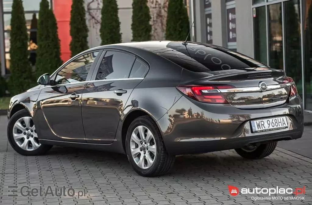 OPEL Insignia 