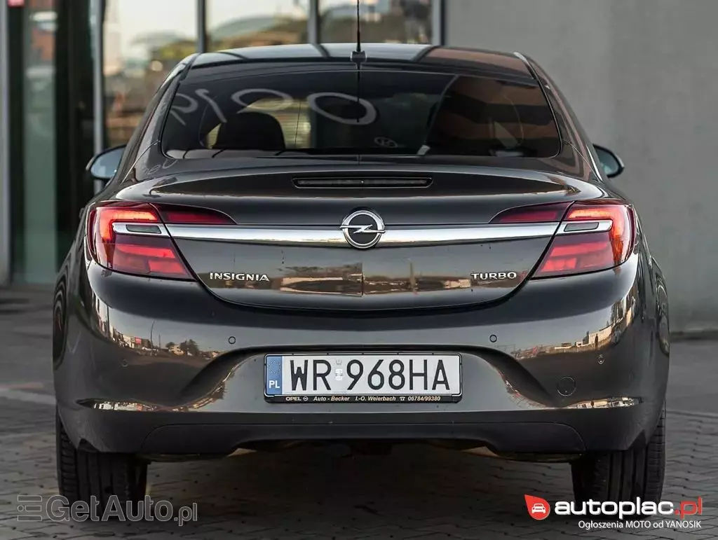 OPEL Insignia 