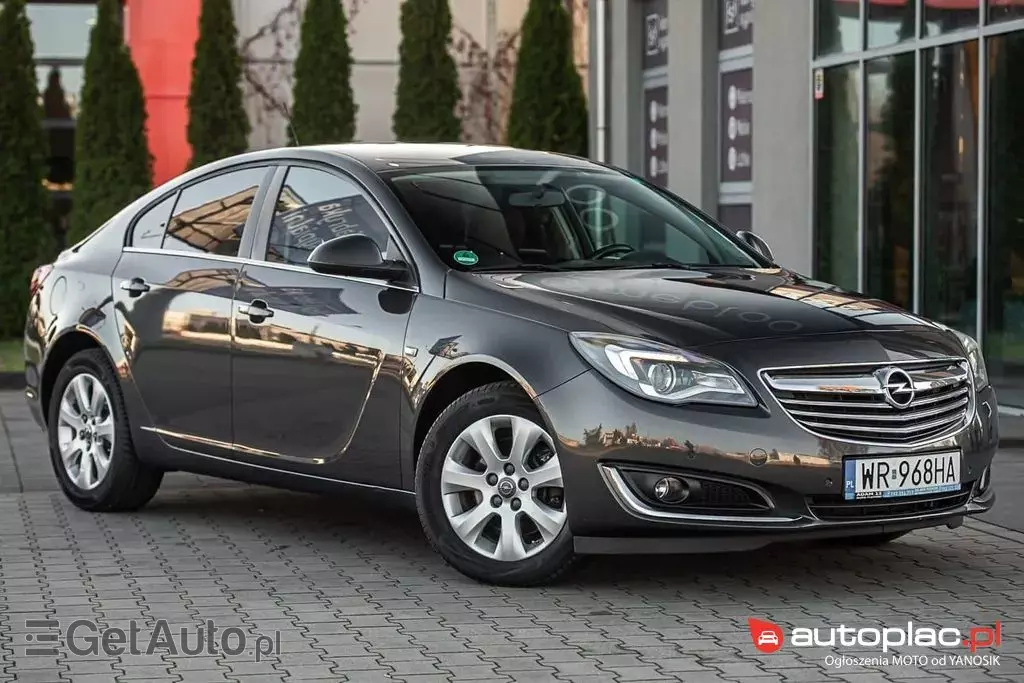 OPEL Insignia 