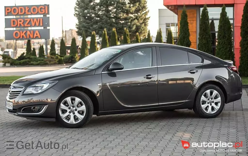 OPEL Insignia 