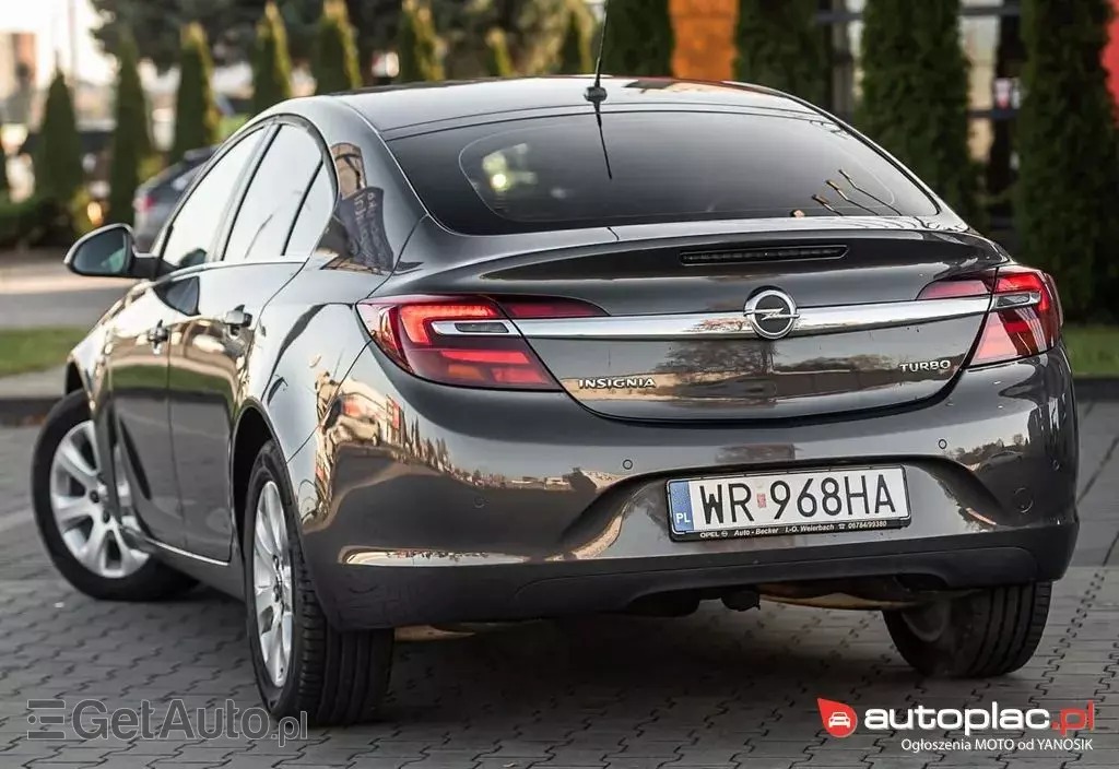 OPEL Insignia 
