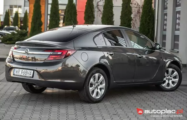 OPEL Insignia 