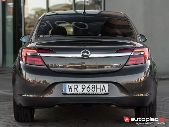 OPEL Insignia 